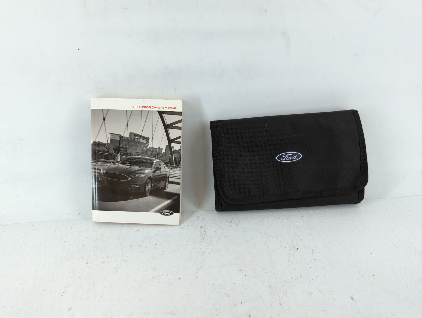 2016 Ford Fusion Owners Manual Book Guide P/N:HE5J19A321AB OEM Used Auto Parts - Oemusedautoparts1.com