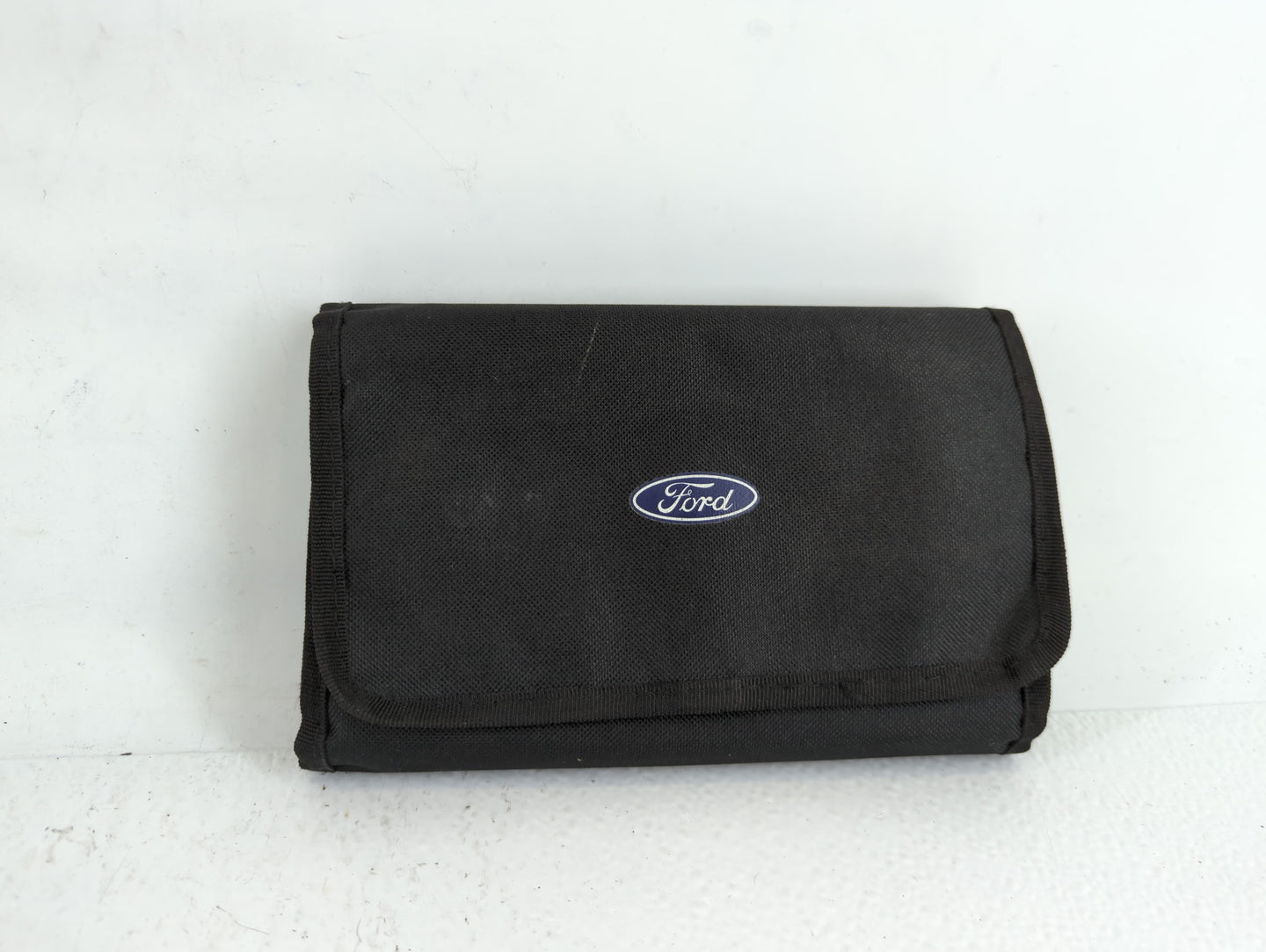 2016 Ford Fusion Owners Manual Book Guide P/N:HE5J19A321AB OEM Used Auto Parts - Oemusedautoparts1.com