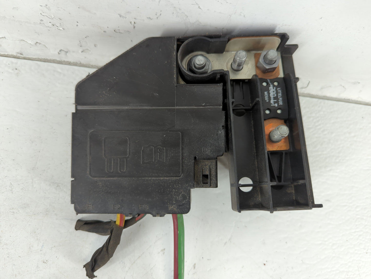 2015-2016 Ford Fusion Fusebox Fuse Box Panel Relay Module P/N:FG9T14A067BB_01 Fits Fits 2015 2016 OEM Used Auto Parts - Oemu