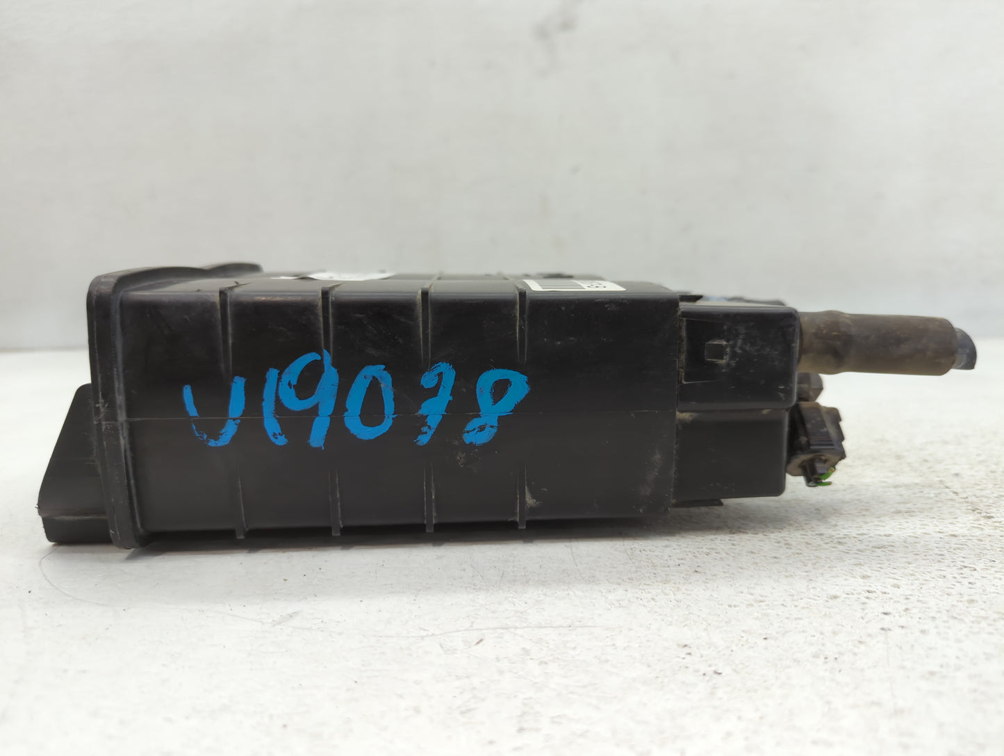 2016 Ford Fusion Fuel Vapor Charcoal Canister - Oemusedautoparts1.com