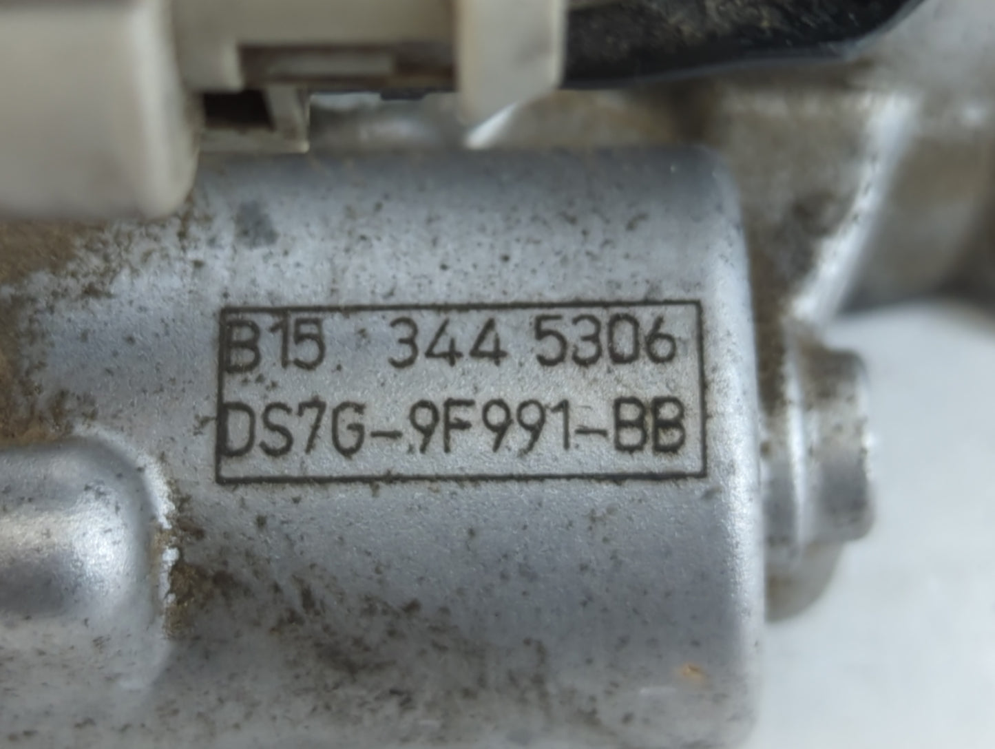 2014-2020 Ford Fusion Throttle Body P/N:B15 344 5306 DS7G-9F991-BB Fits Fits 2014 2015 2016 2017 2018 2019 2020 OEM Used Aut