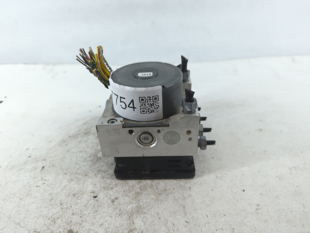 2014-2016 Ford Fusion Anti-Lock Brake ABS Pump Module Actuator OEM P/N:EG9C-2C405-AG Fits Fits 2014 2015 2016 OEM Used Auto 