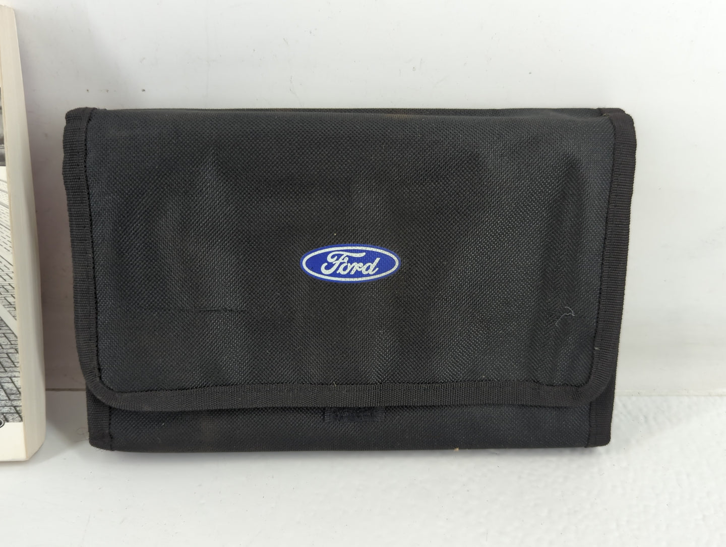 2016 Ford Fusion Owners Manual Book Guide P/N:GE5J 19A321 AA OEM Used Auto Parts - Oemusedautoparts1.com