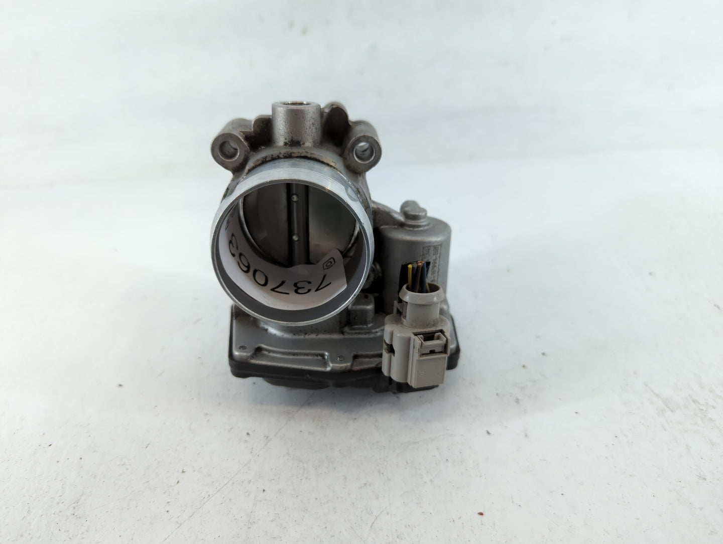2014-2020 Ford Fusion Throttle Body P/N:DS7G-9F991-BB B15 253 4134 Fits Fits 2014 2015 2016 2017 2018 2019 2020 OEM Used Aut