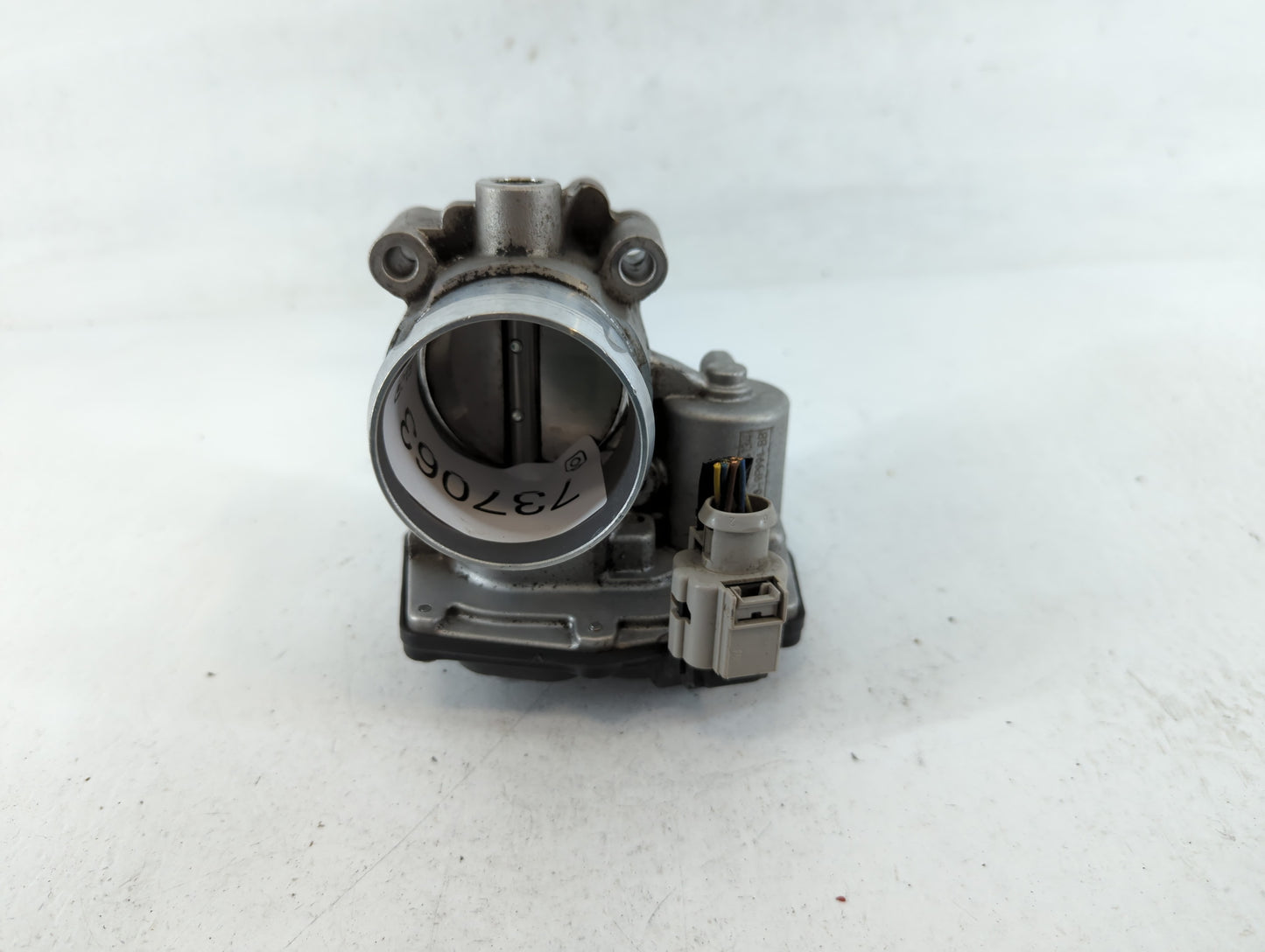 2014-2020 Ford Fusion Throttle Body P/N:DS7G-9F991-BB B15 253 4134 Fits Fits 2014 2015 2016 2017 2018 2019 2020 OEM Used Aut