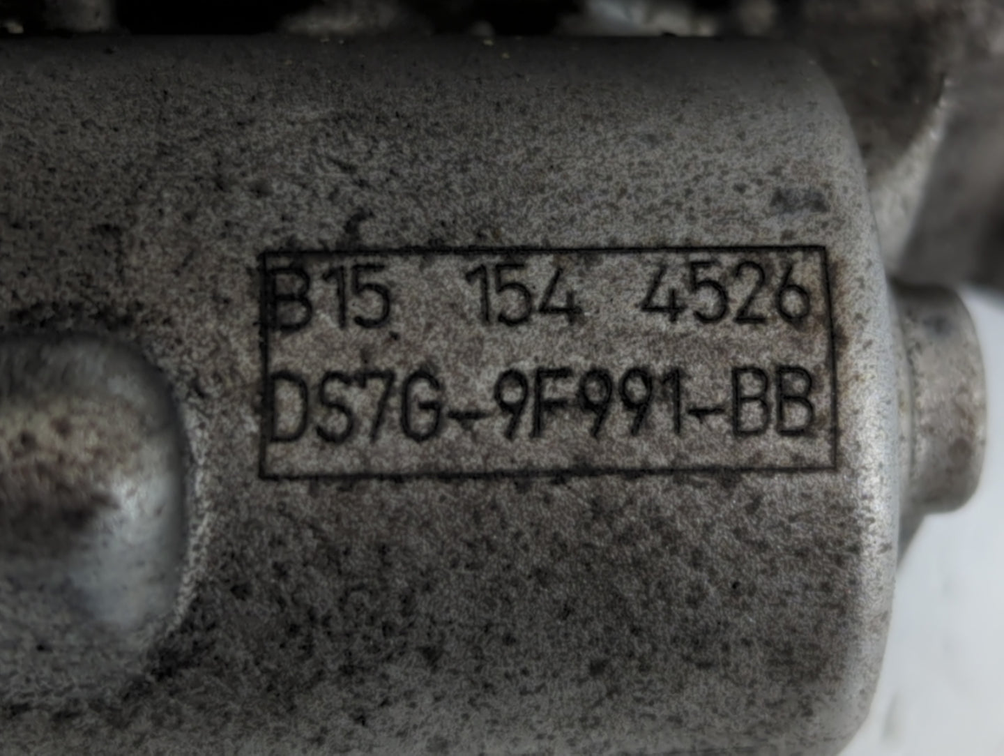2014-2020 Ford Fusion Throttle Body P/N:B15 154 4526 DS7G-9F991-BB Fits Fits 2014 2015 2016 2017 2018 2019 2020 OEM Used Aut