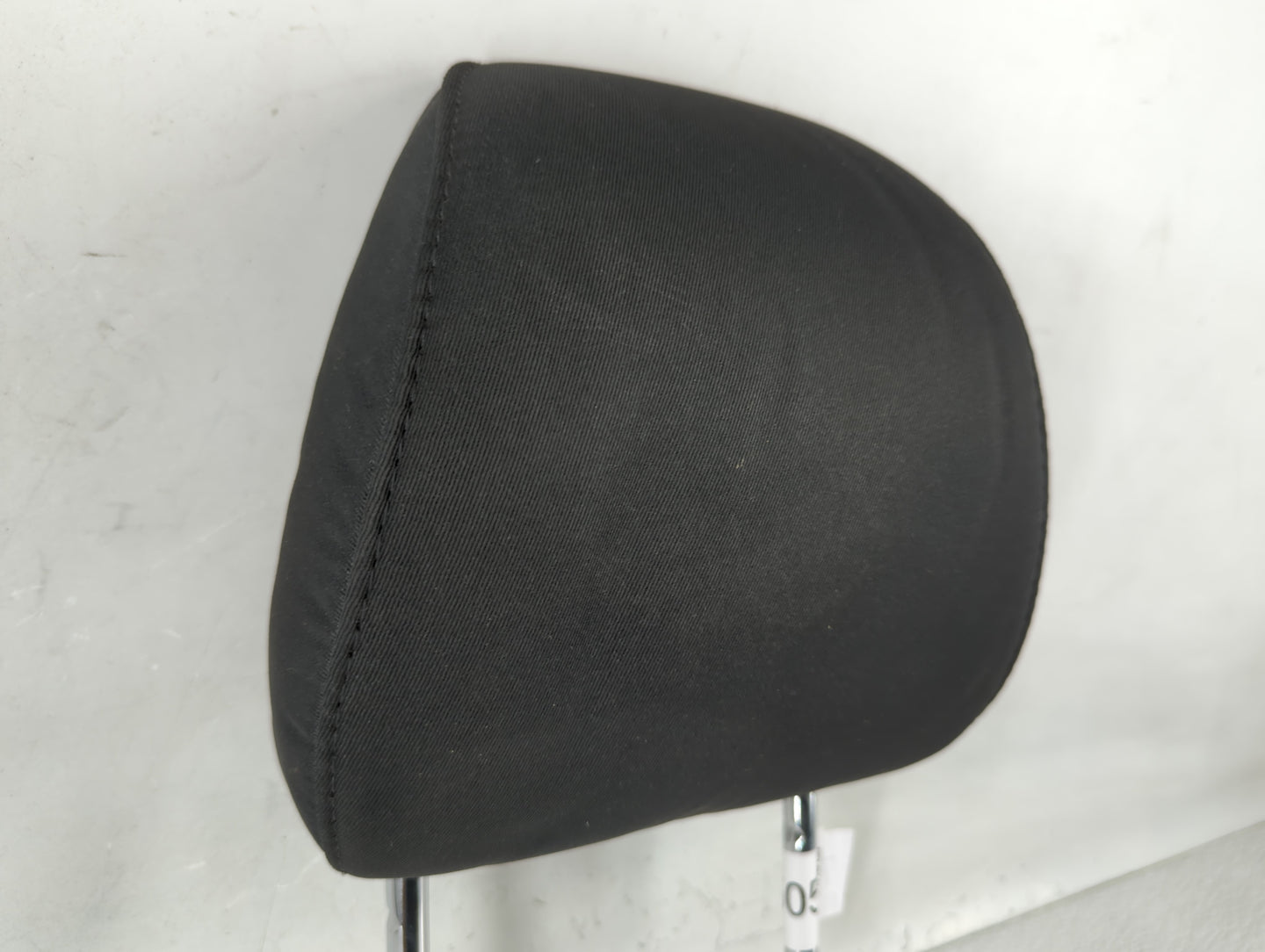 2016 Ford Fusion Headrest Head Rest Front Driver Passenger Seat Fits Fits 1999 2000 2001 2002 OEM Used Auto Parts - Oemuseda