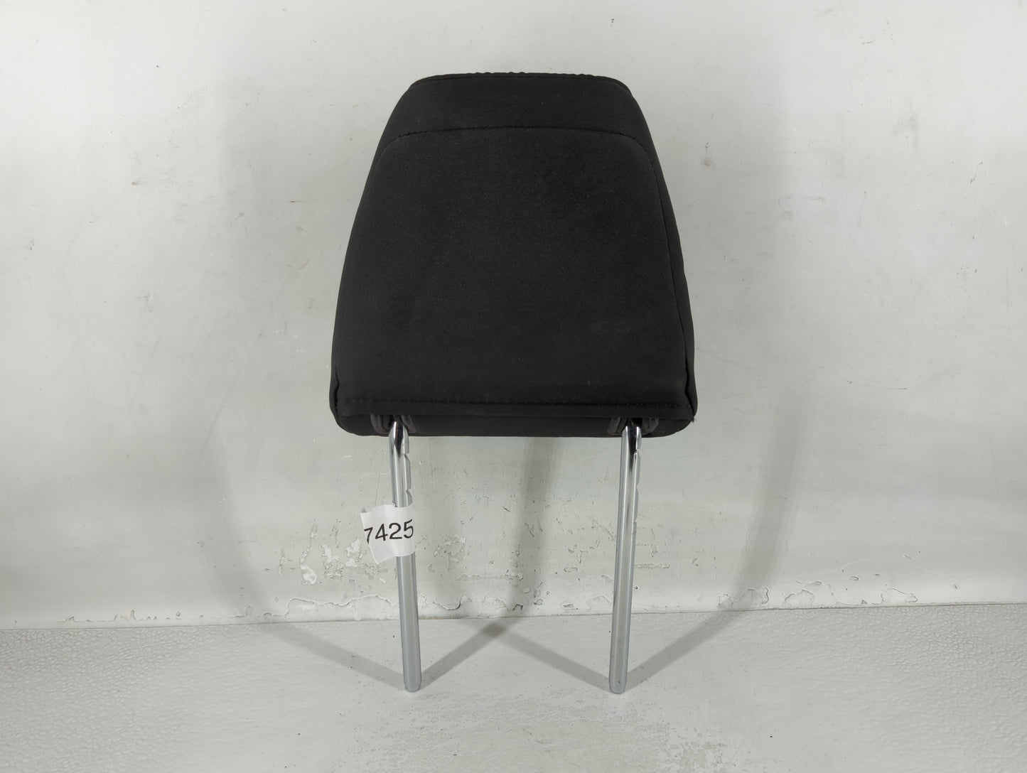 2016 Ford Fusion Headrest Head Rest Front Driver Passenger Seat Fits Fits 1999 2000 2001 2002 OEM Used Auto Parts - Oemuseda