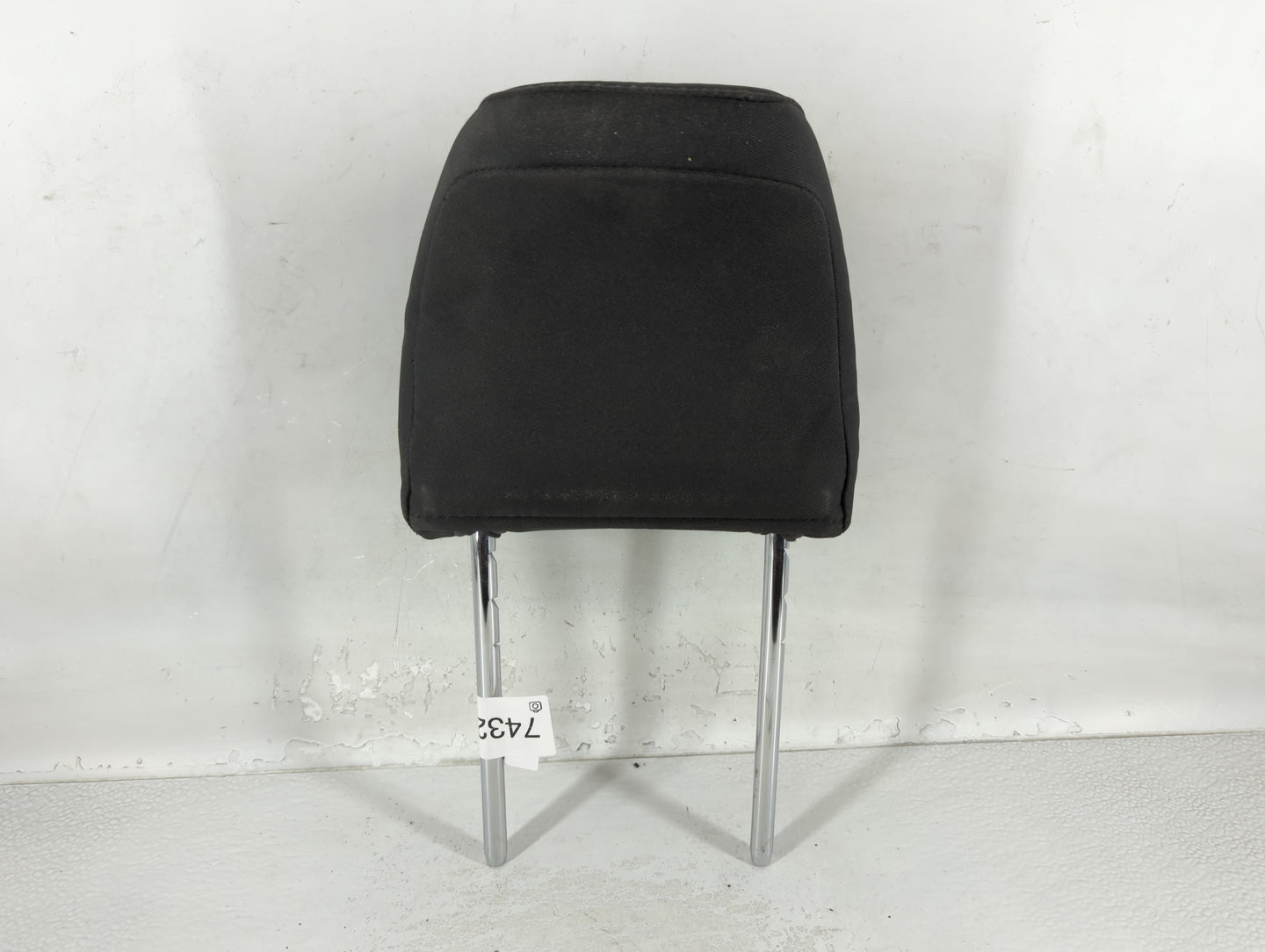 Ford Fusion Headrest Head Rest Front Driver Passenger Seat Black - Oemusedautoparts1.com