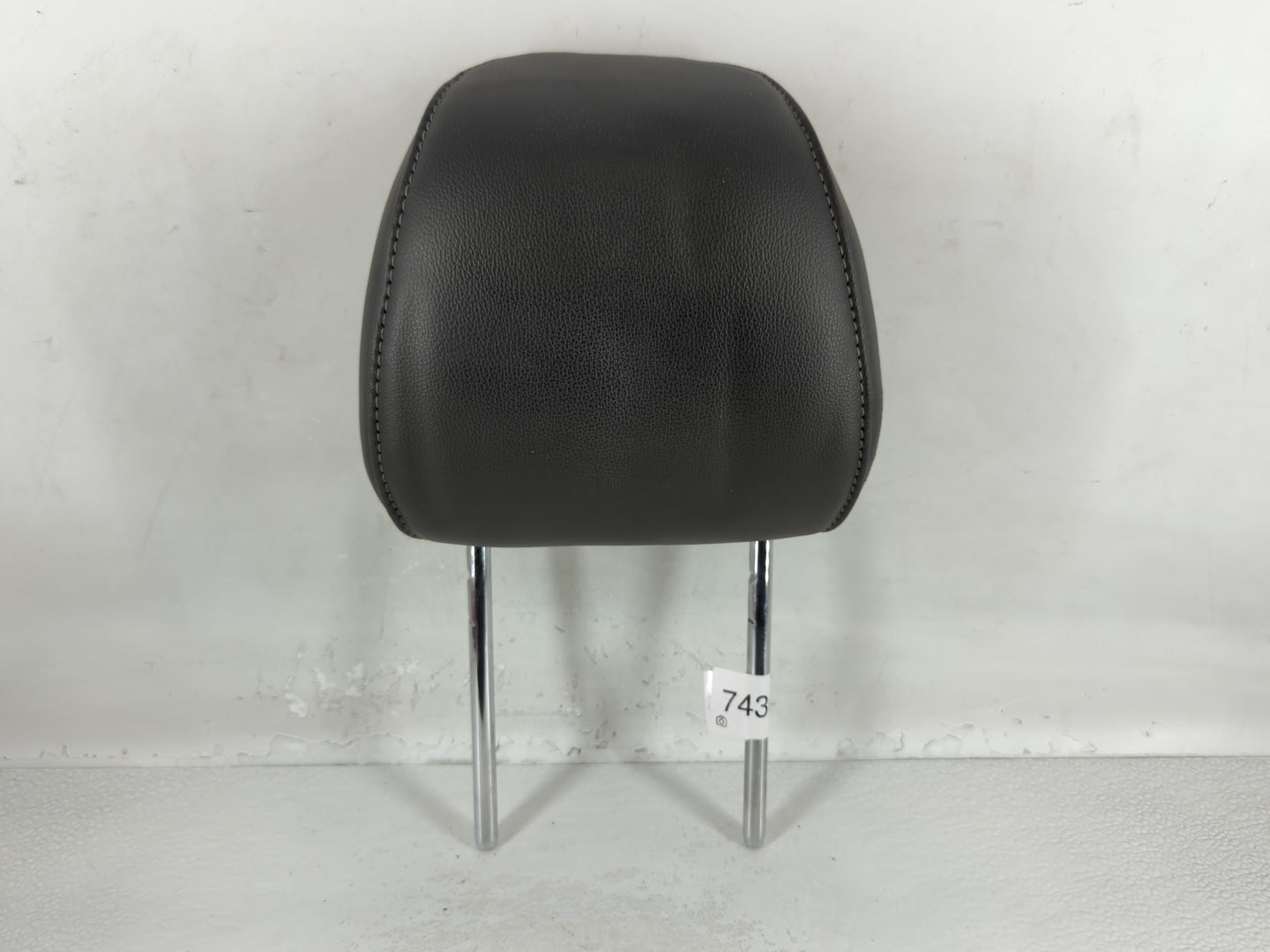 Ford Fusion Headrest Head Rest Front Driver Passenger Seat Black - Oemusedautoparts1.com
