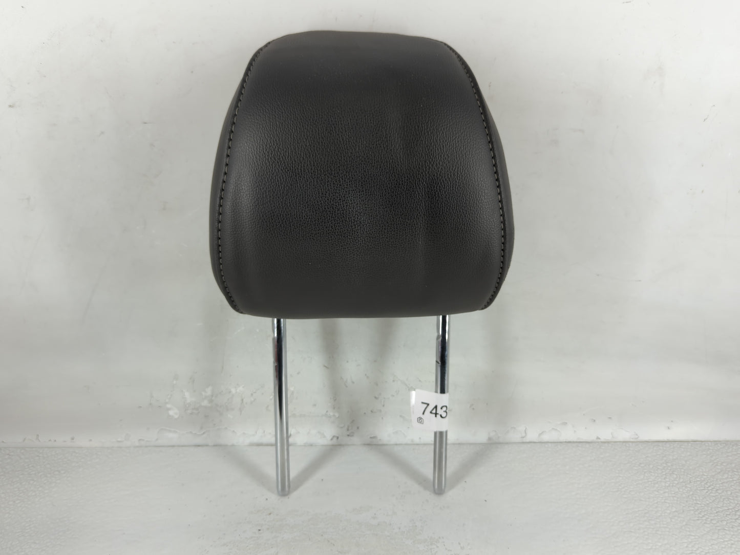Ford Fusion Headrest Head Rest Front Driver Passenger Seat Black - Oemusedautoparts1.com