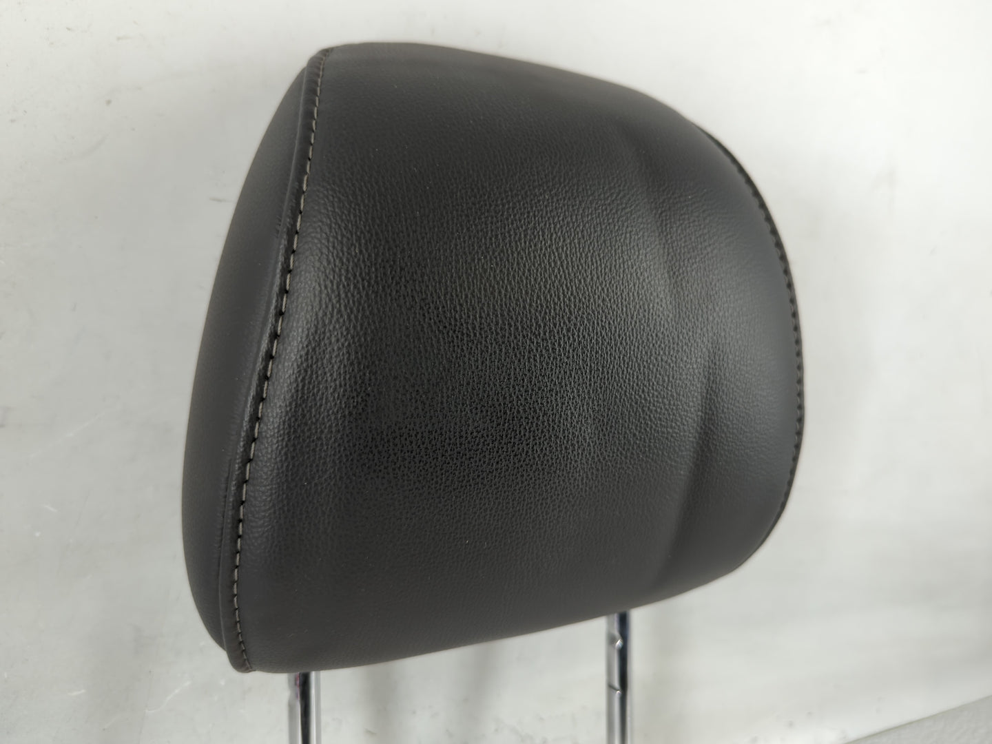 Ford Fusion Headrest Head Rest Front Driver Passenger Seat Black - Oemusedautoparts1.com