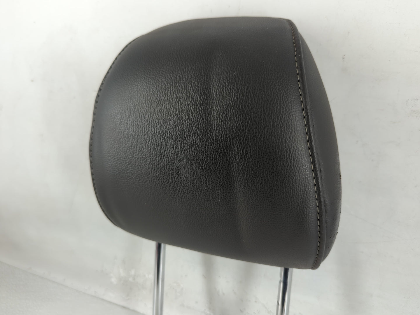 Ford Fusion Headrest Head Rest Front Driver Passenger Seat Black - Oemusedautoparts1.com