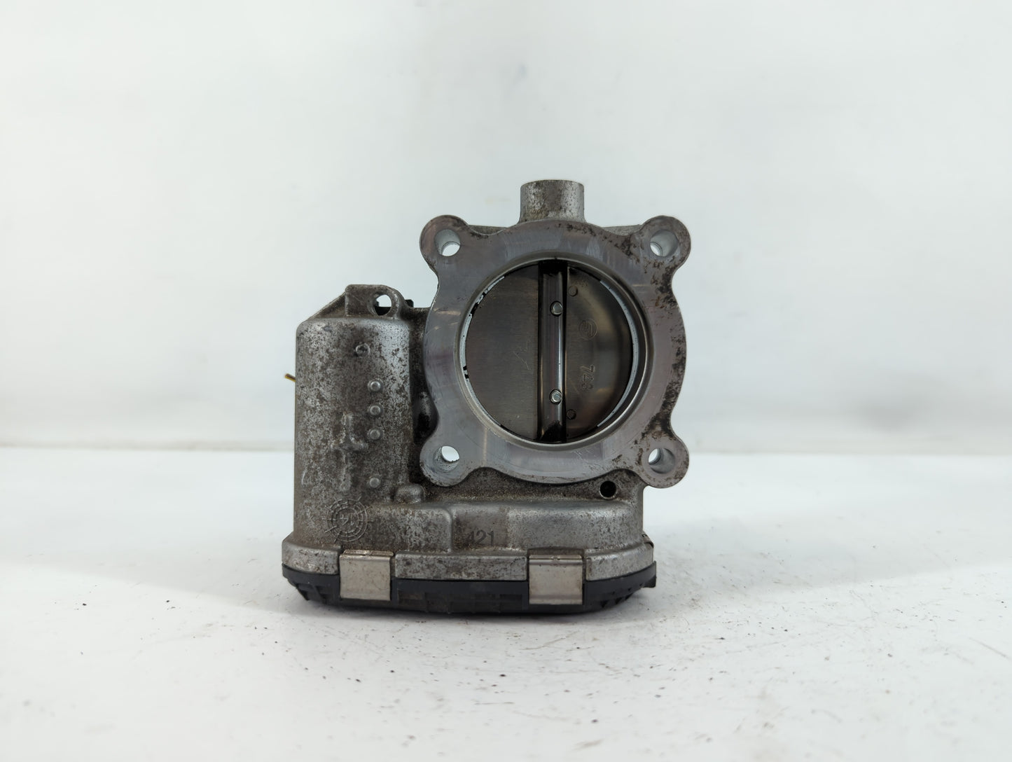 2014-2020 Ford Fusion Throttle Body P/N:DS7E-9F991-BB Fits Fits 2014 2015 2016 2017 2018 2019 2020 2021 2022 OEM Used Auto P