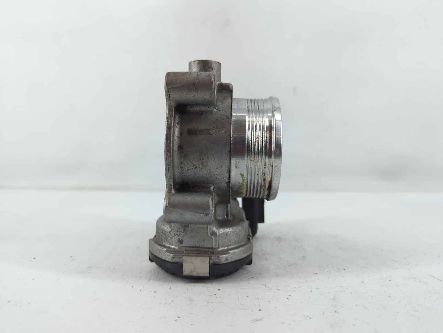 2014-2020 Ford Fusion Throttle Body P/N:DS7E-9F991-BB Fits Fits 2014 2015 2016 2017 2018 2019 2020 2021 2022 OEM Used Auto P