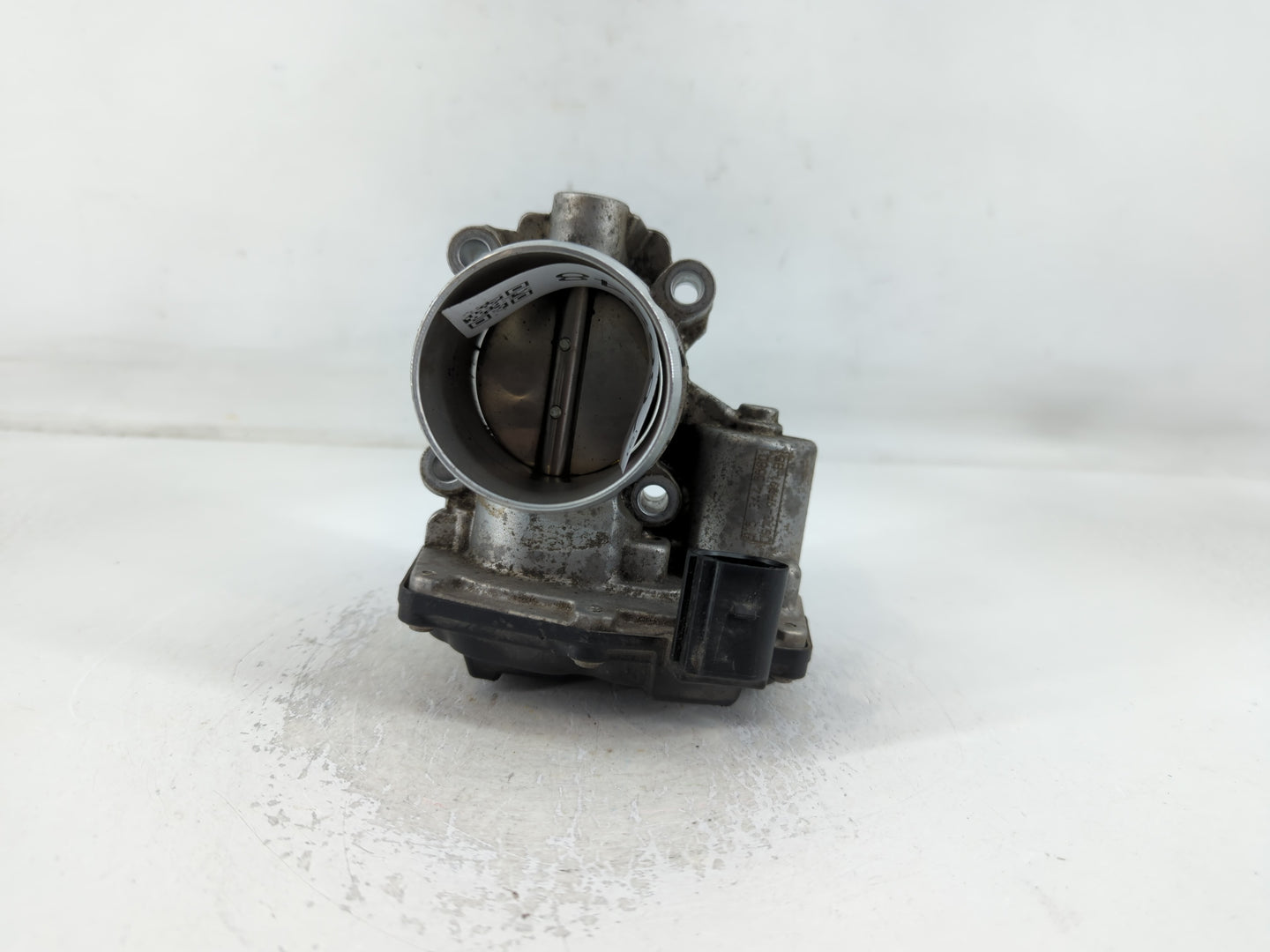 2014-2020 Ford Fusion Throttle Body P/N:DS7G-9F991-BB B15 344 5580 Fits Fits 2014 2015 2016 2017 2018 2019 2020 OEM Used Aut