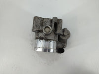 2014-2020 Ford Fusion Throttle Body P/N:DS7G-9F991-BB B15 344 5580 Fits Fits 2014 2015 2016 2017 2018 2019 2020 OEM Used Aut