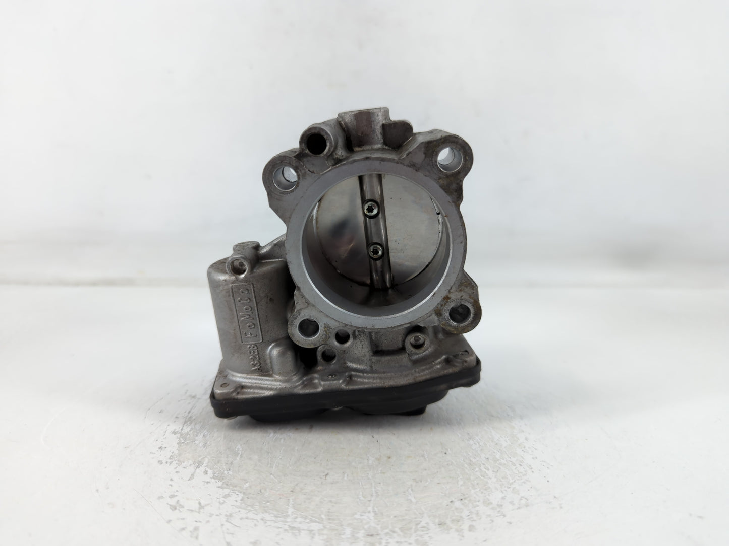 2014-2020 Ford Fusion Throttle Body P/N:DS7G-9F991-BB B15 344 5580 Fits Fits 2014 2015 2016 2017 2018 2019 2020 OEM Used Aut