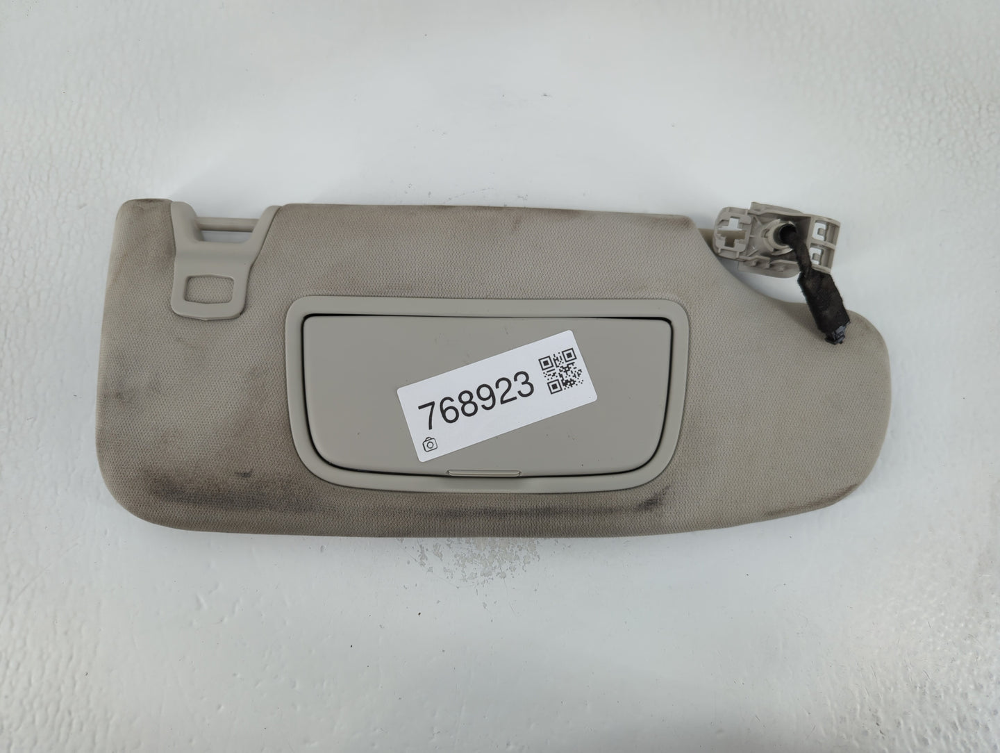 2015-2016 Ford Fusion Sun Visor Shade Replacement Passenger Right Mirror Fits Fits 2015 2016 OEM Used Auto Parts - Oemusedau