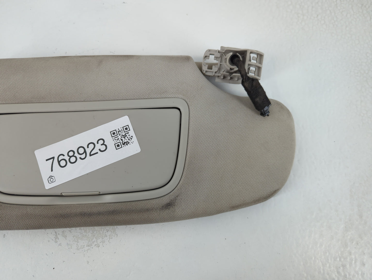 2015-2016 Ford Fusion Sun Visor Shade Replacement Passenger Right Mirror Fits Fits 2015 2016 OEM Used Auto Parts - Oemusedau