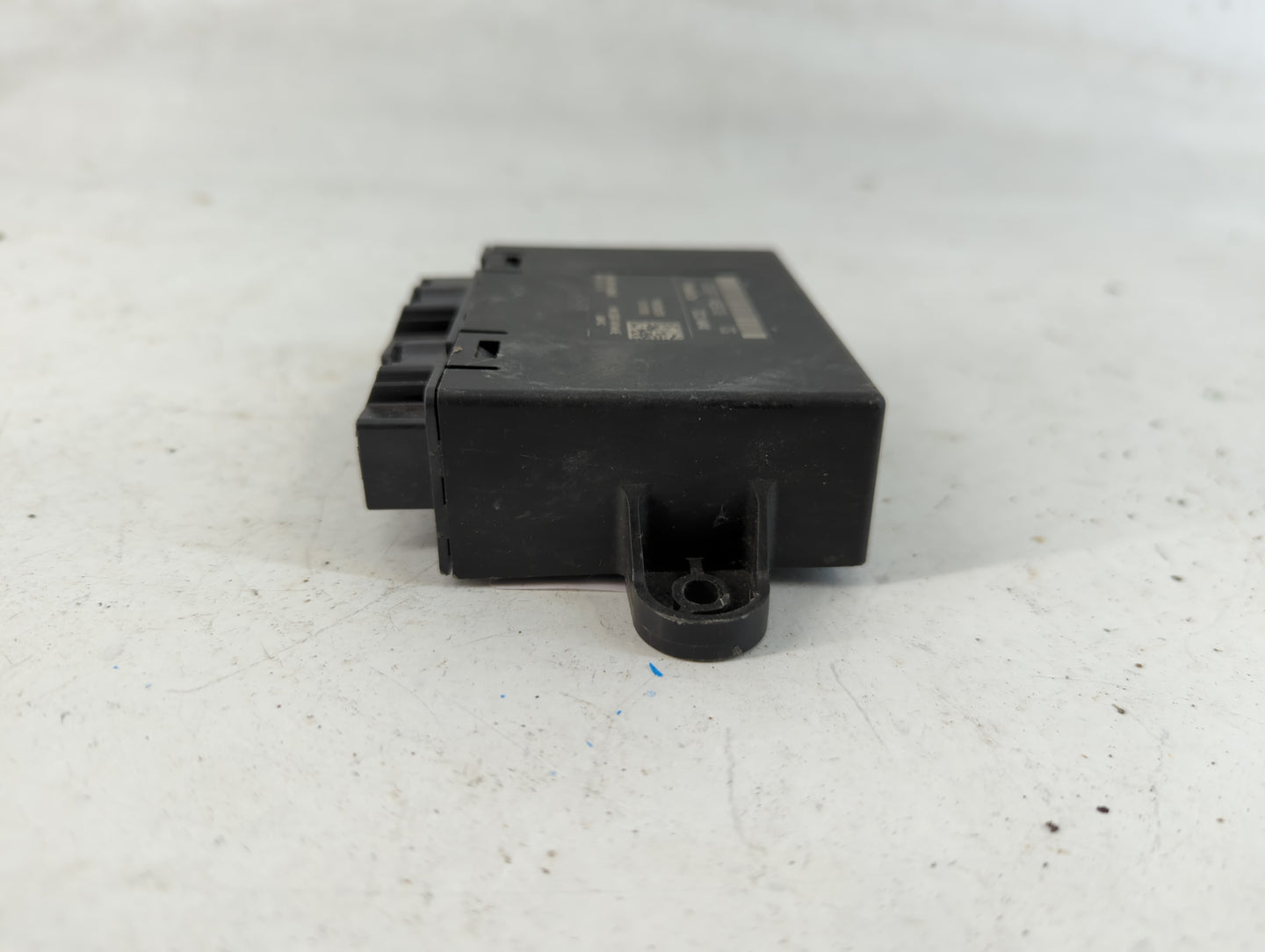 2014-2020 Ford Fusion Door Control Module Dg9t-14b533 Cg - Oemusedautoparts1.com