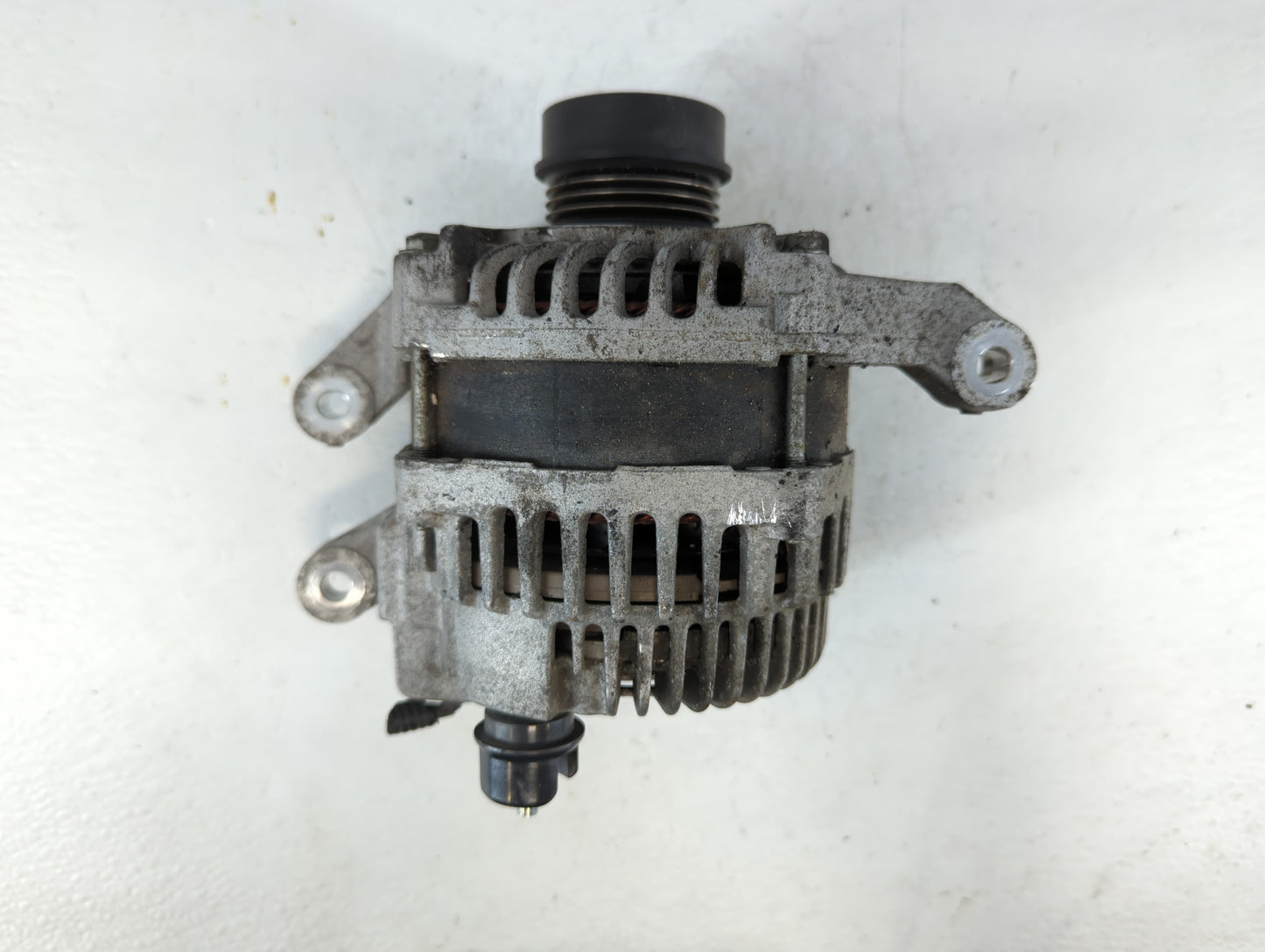 2013-2020 Ford Fusion Alternator Replacement Generator Charging Assembly Engine OEM P/N:DS7T-10300-HA Fits OEM Used Auto Par