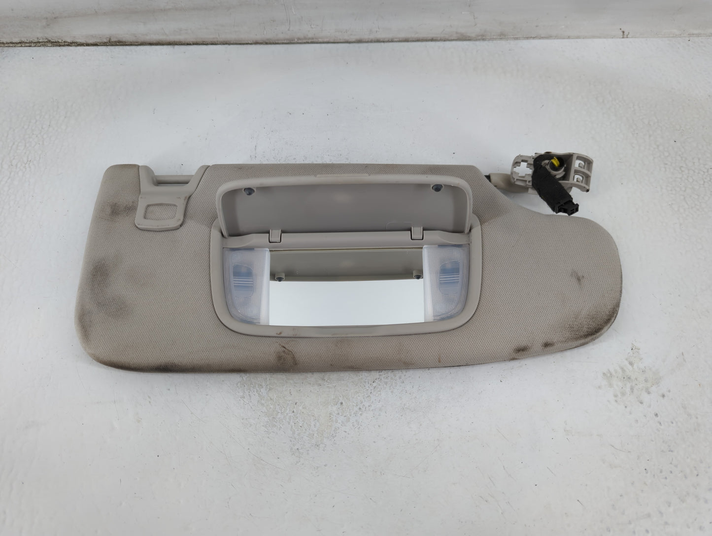 2015-2016 Ford Fusion Sun Visor Shade Replacement Passenger Right Mirror Fits Fits 2015 2016 OEM Used Auto Parts - Oemusedau