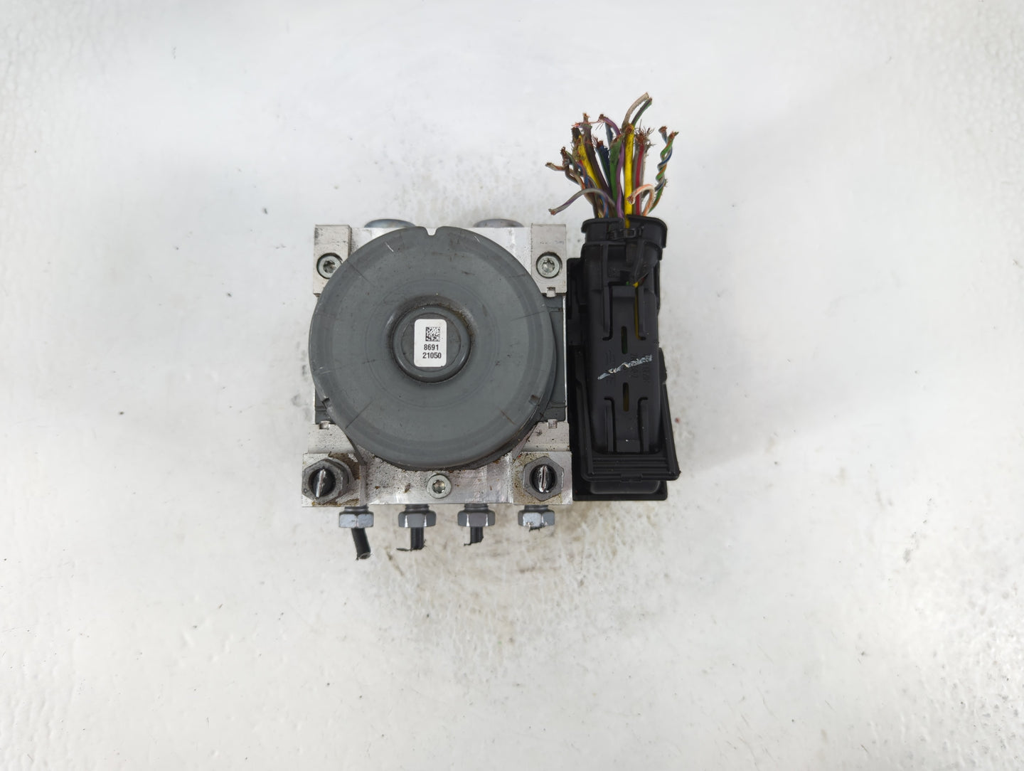 2014-2016 Ford Fusion ABS Pump Control Module Replacement P/N:EG9C-2C405-AG Fits Fits 2014 2015 2016 OEM Used Auto Parts - O