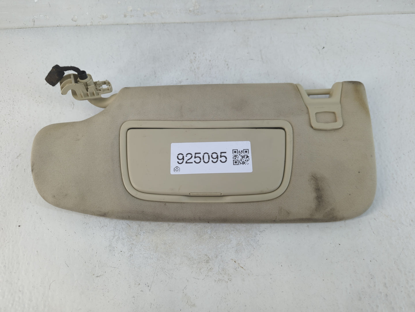 2015-2016 Ford Fusion Sun Visor Shade Replacement Driver Left Mirror Fits Fits 2015 2016 OEM Used Auto Parts - Oemusedautopa
