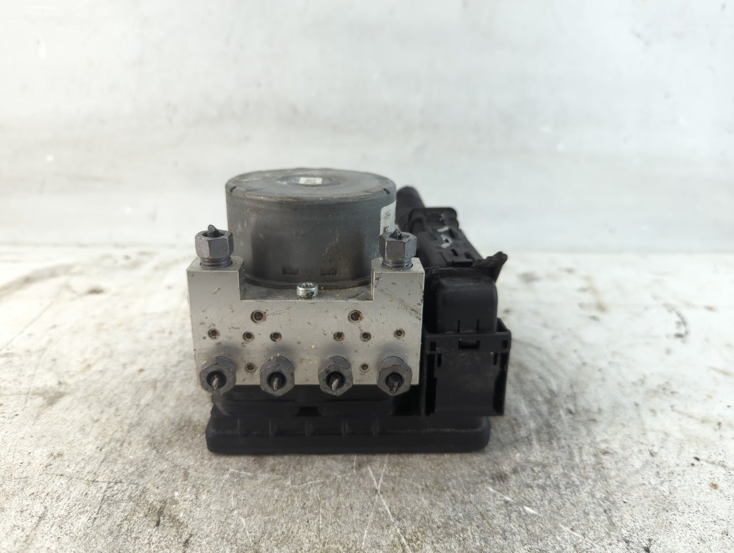 2014-2016 Ford Fusion ABS Pump Control Module Replacement P/N:EG9C-2C405-AG Fits Fits 2014 2015 2016 OEM Used Auto Parts - O