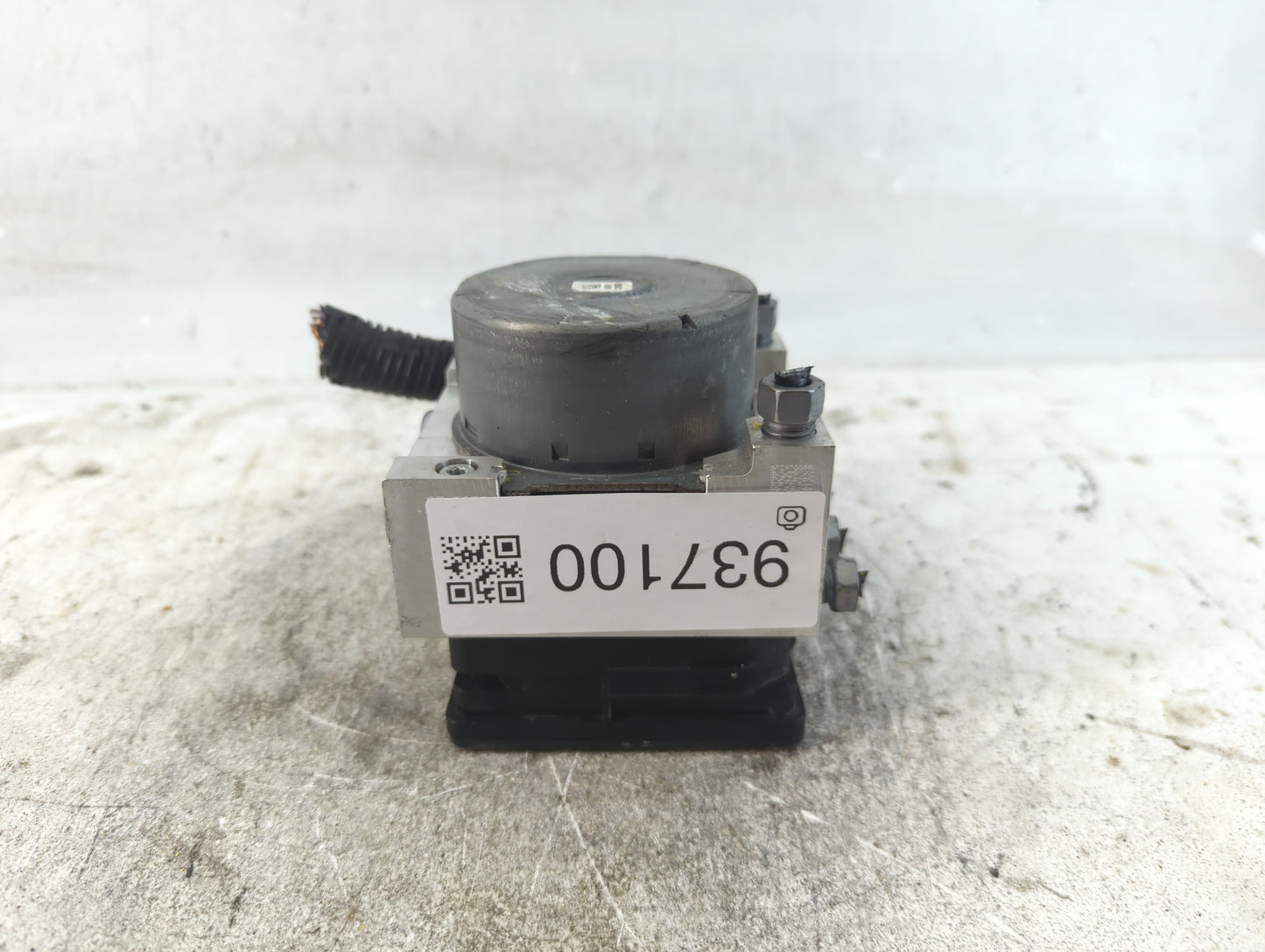 2014-2016 Ford Fusion ABS Pump Control Module Replacement P/N:EG9C-2C405-AG Fits Fits 2014 2015 2016 OEM Used Auto Parts - O