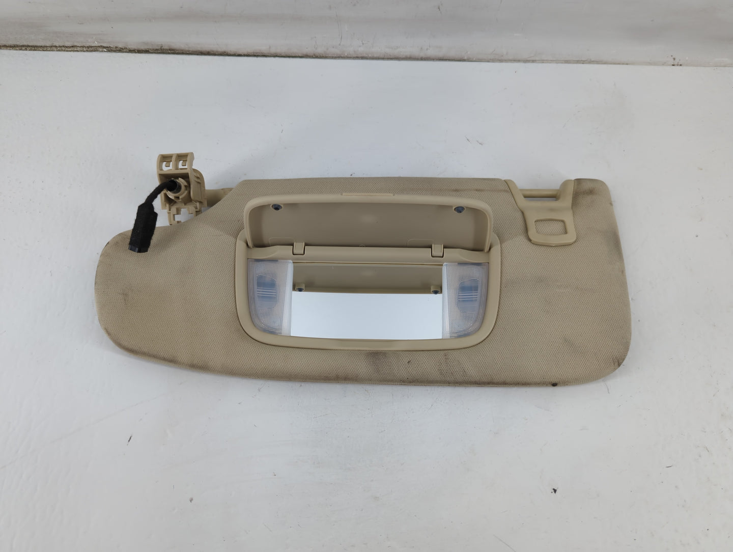 2015-2016 Ford Fusion Sun Visor Shade Replacement Passenger Right Mirror Fits Fits 2015 2016 OEM Used Auto Parts - Oemusedau