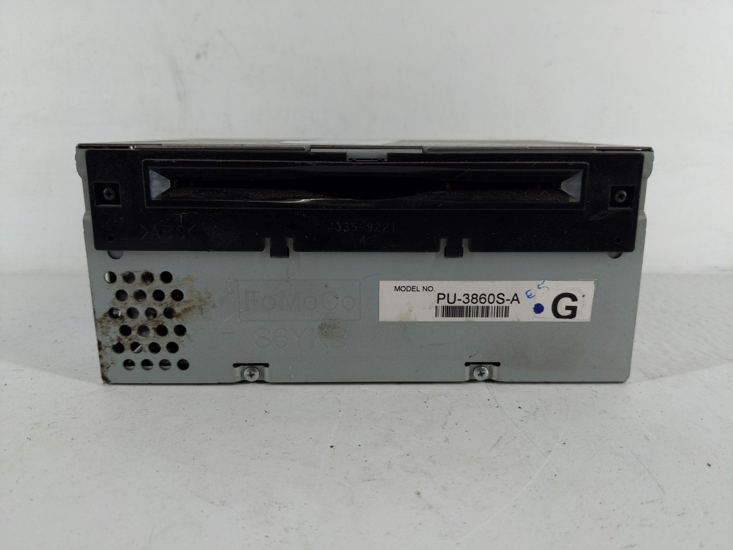 2016-2017 Ford Mustang Radio AM FM Cd Player Receiver Replacement P/N:GR3T19C107MB Fits Fits 2016 2017 OEM Used Auto Parts -