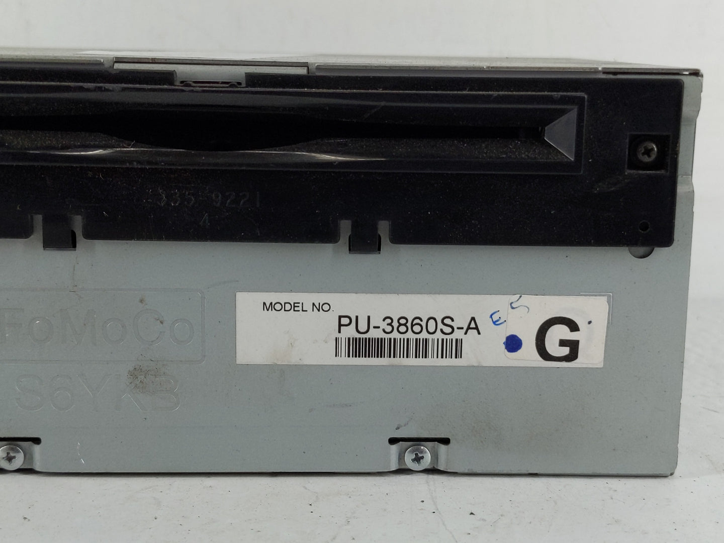 2016-2017 Ford Mustang Radio AM FM Cd Player Receiver Replacement P/N:GR3T19C107MB Fits Fits 2016 2017 OEM Used Auto Parts -