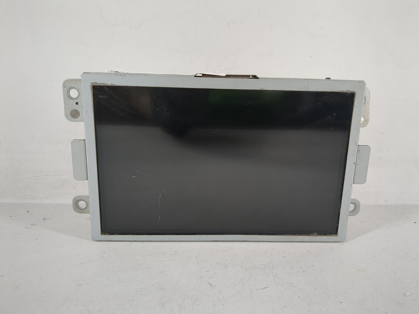 2015-2019 Ford Mustang Information Display Screen - Oemusedautoparts1.com