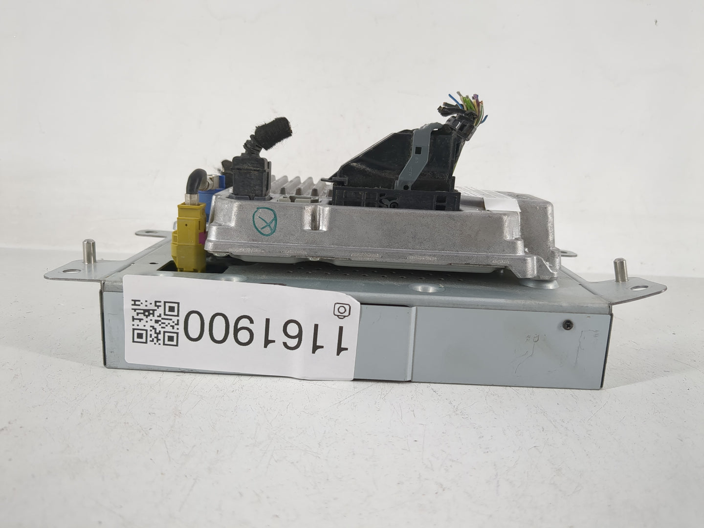2015-2019 Ford Mustang Information Display Screen - Oemusedautoparts1.com