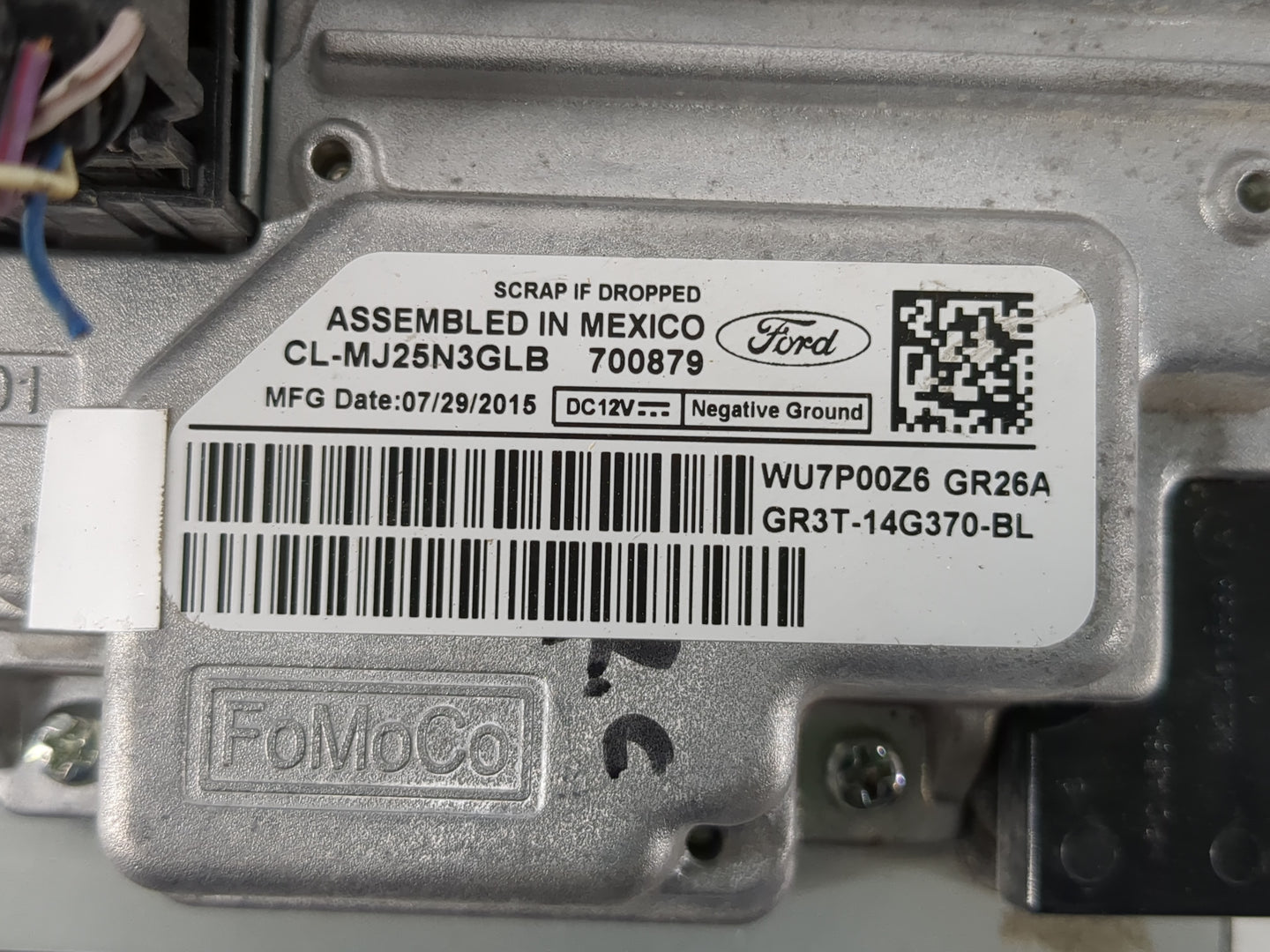 2015-2019 Ford Mustang Information Display Screen - Oemusedautoparts1.com