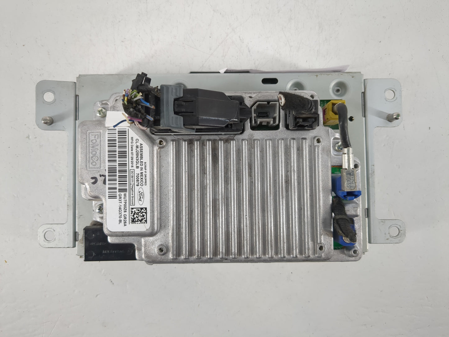 2015-2019 Ford Mustang Information Display Screen - Oemusedautoparts1.com