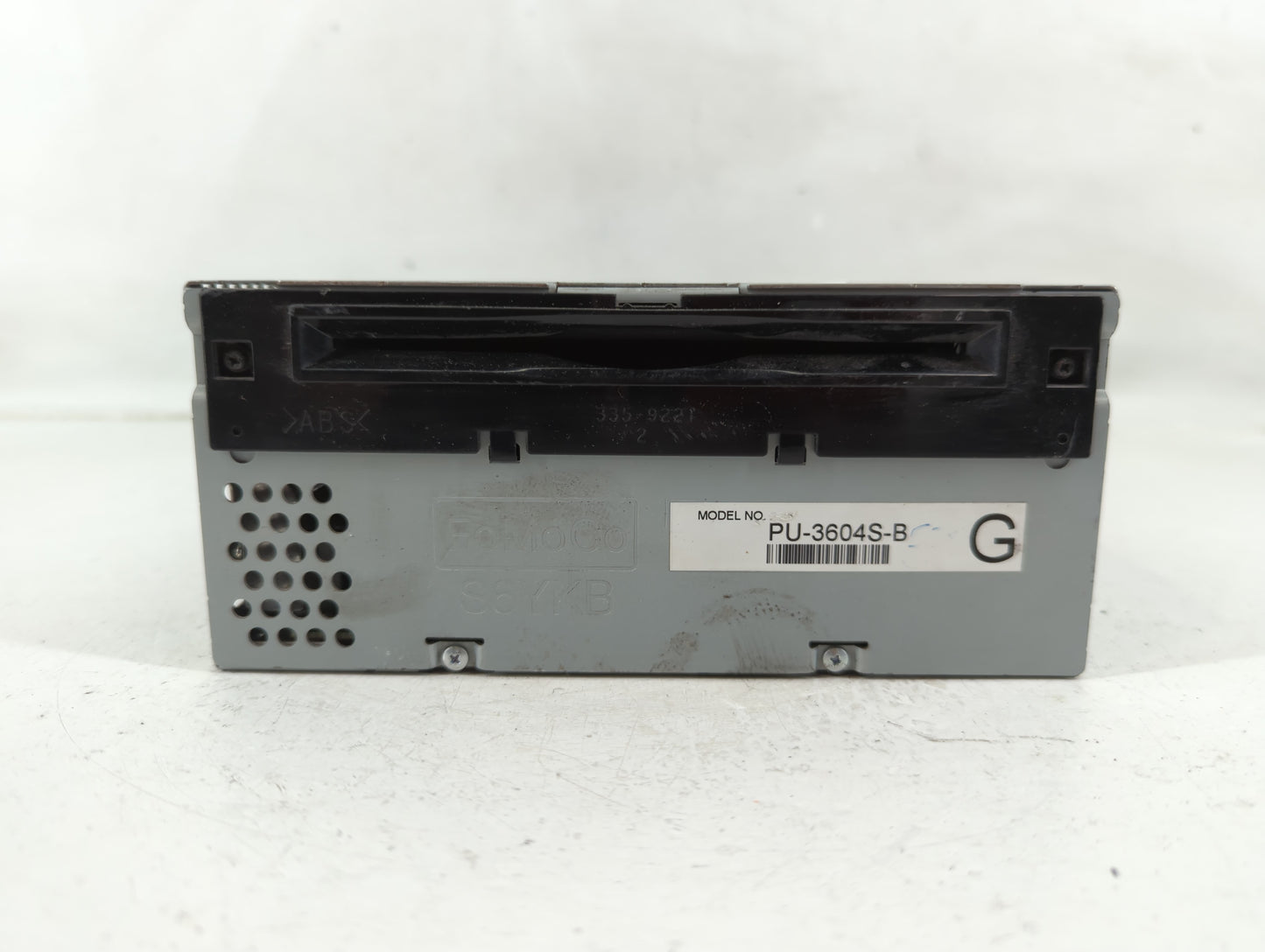 2015-2016 Ford Mustang Radio AM FM Cd Player Receiver Replacement P/N:FR3T-19C107-TF Fits Fits 2015 2016 OEM Used Auto Parts