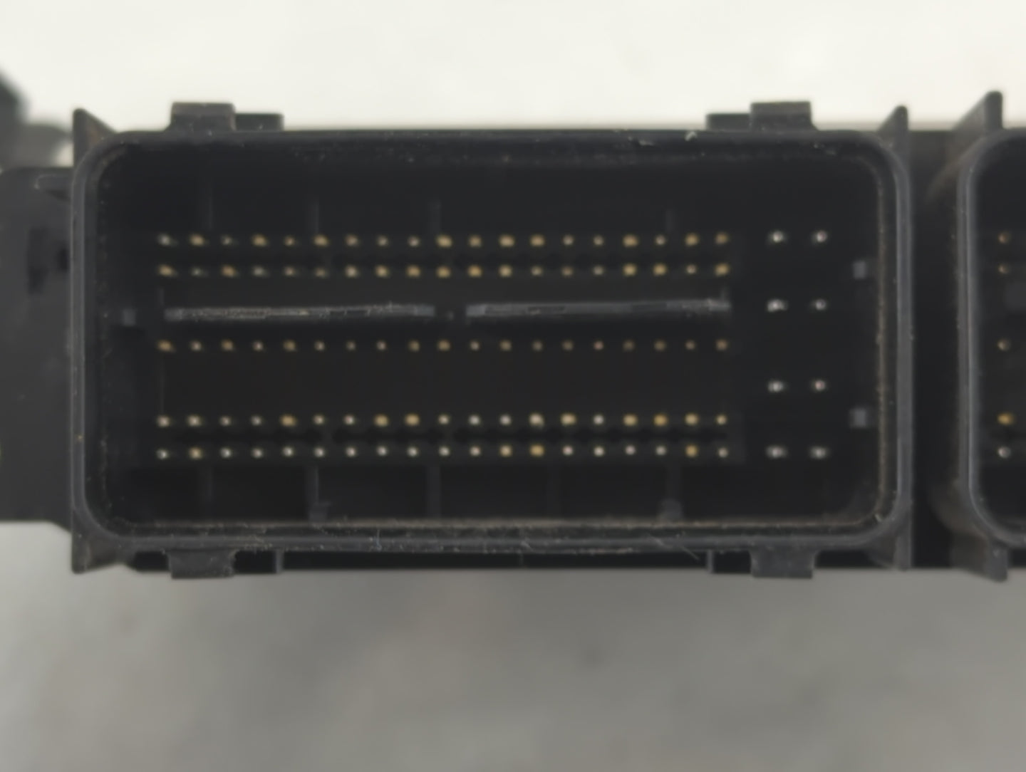 2015-2016 Ford Mustang PCM Engine Control Computer ECU ECM PCU OEM P/N:GR3A-12A650-JB Fits Fits 2015 2016 2017 2018 2019 OEM