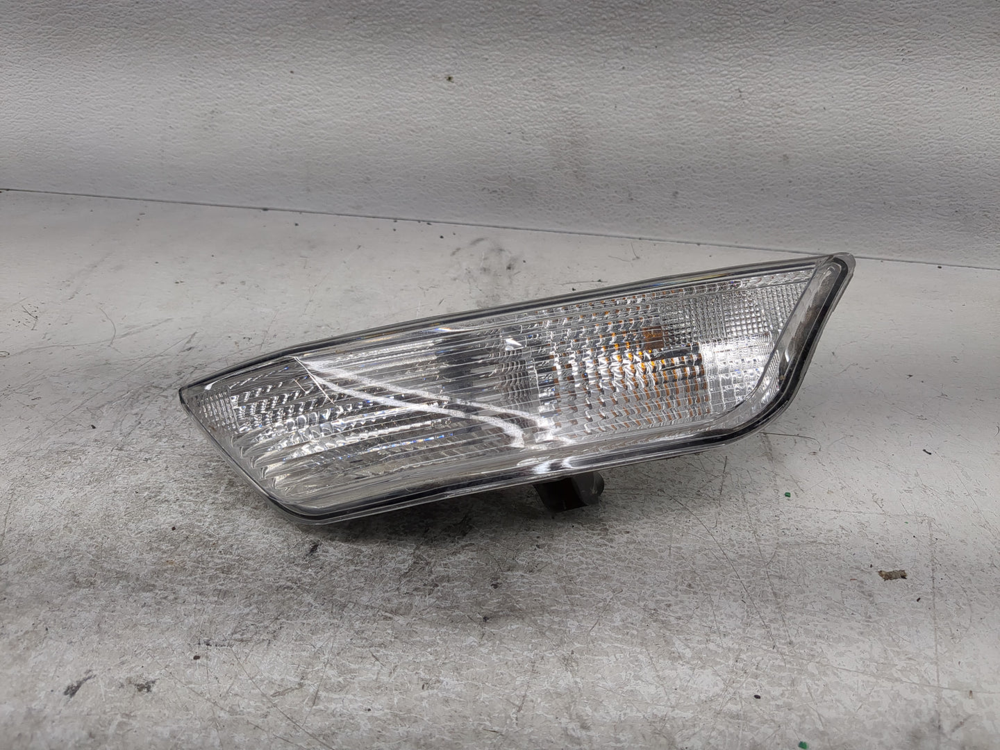 2015-2019 Ford Mustang Passenger Right Oem Front Light Lamp - Oemusedautoparts1.com
