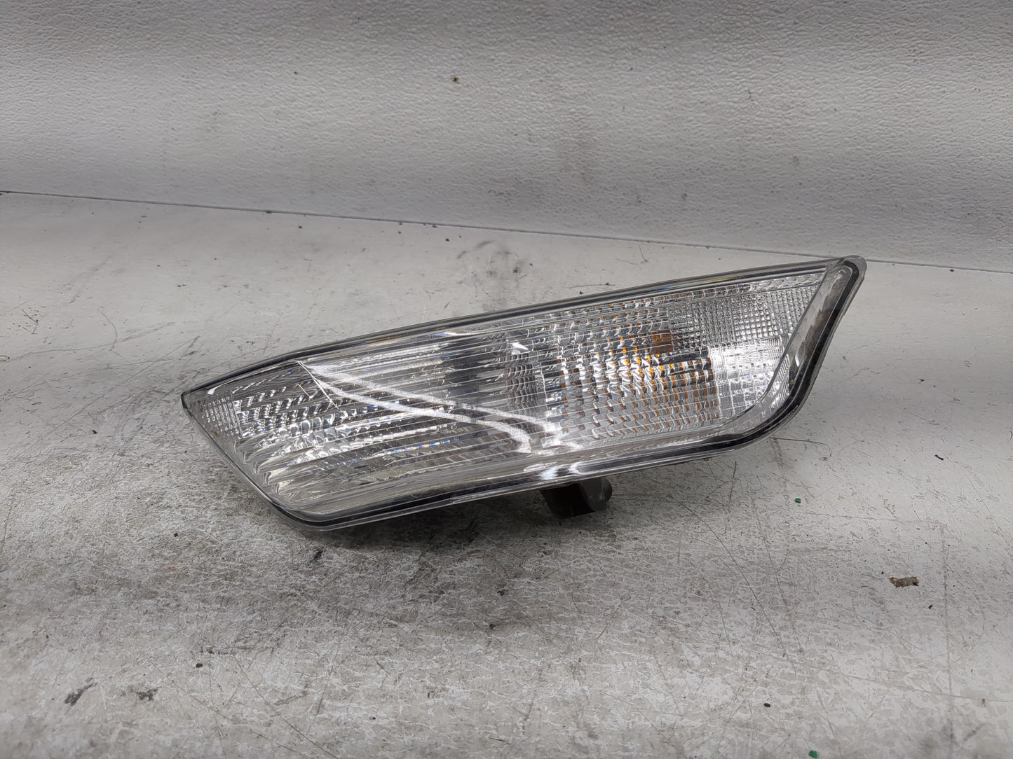 2015-2019 Ford Mustang Passenger Right Oem Front Light Lamp - Oemusedautoparts1.com