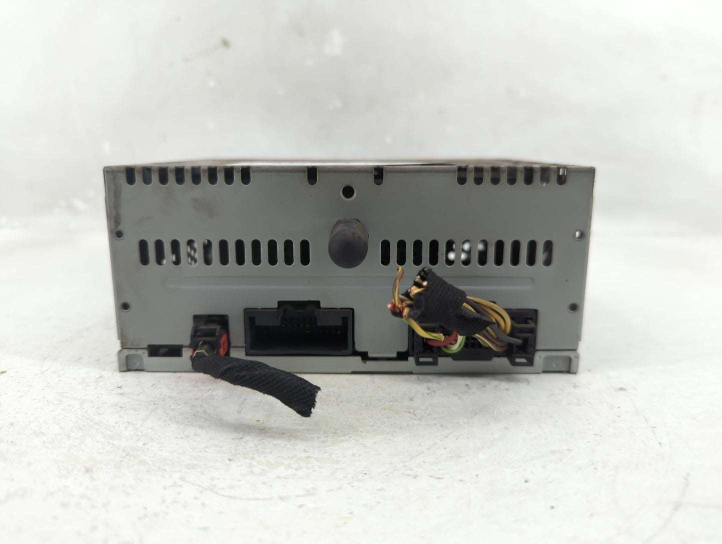 2016 Ford Mustang Radio AM FM Cd Player Receiver Replacement P/N:GR3T-19C107-DA Fits OEM Used Auto Parts - Oemusedautoparts1