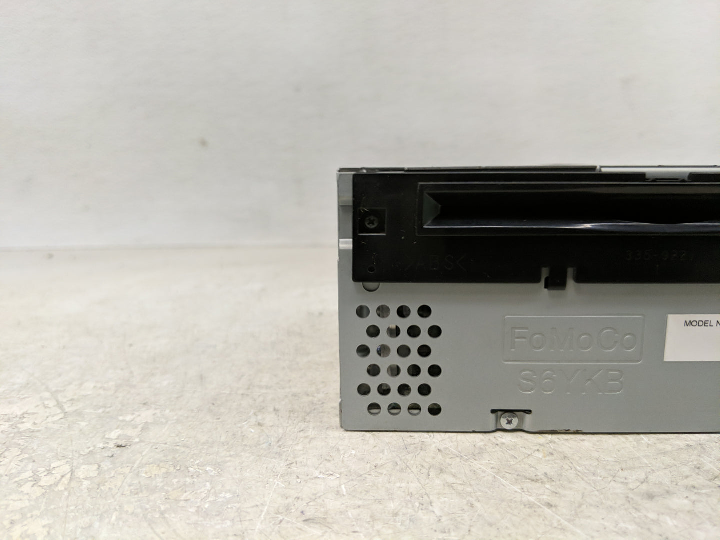2015-2016 Ford Mustang Radio AM FM Cd Player Receiver Replacement P/N:FR3T-19C107-SE Fits Fits 2015 2016 OEM Used Auto Parts