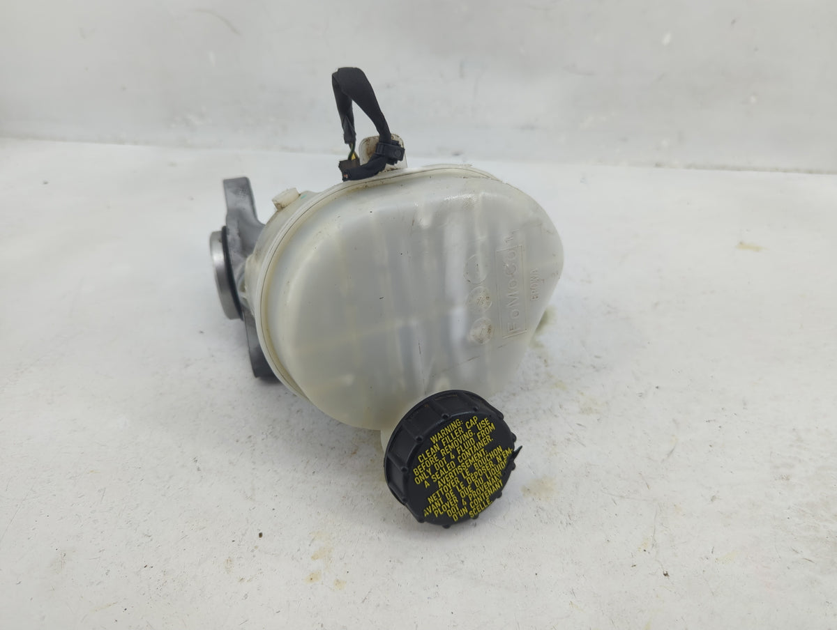 2015-2022 Ford Mustang Brake Master Cylinder 1376950 - Oemusedautoparts1.com