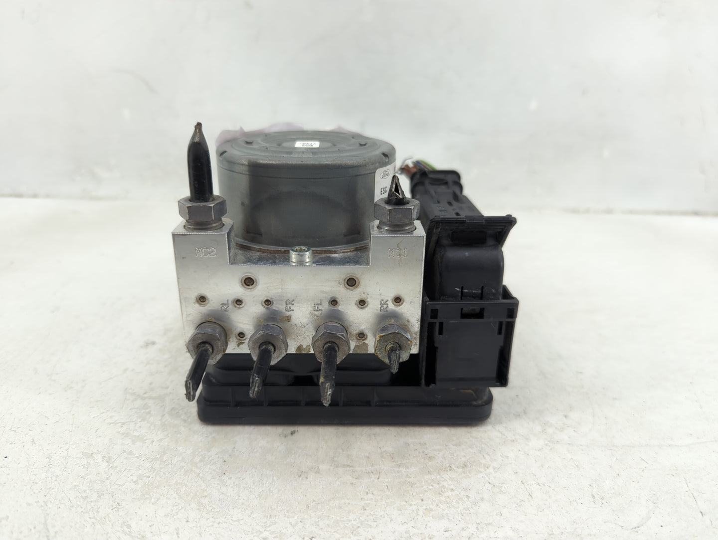 2015-2020 Ford Mustang ABS Pump Control Module Replacement P/N:GR3C-2C219-BC Fits Fits 2015 2016 2017 2018 2019 2020 OEM Use