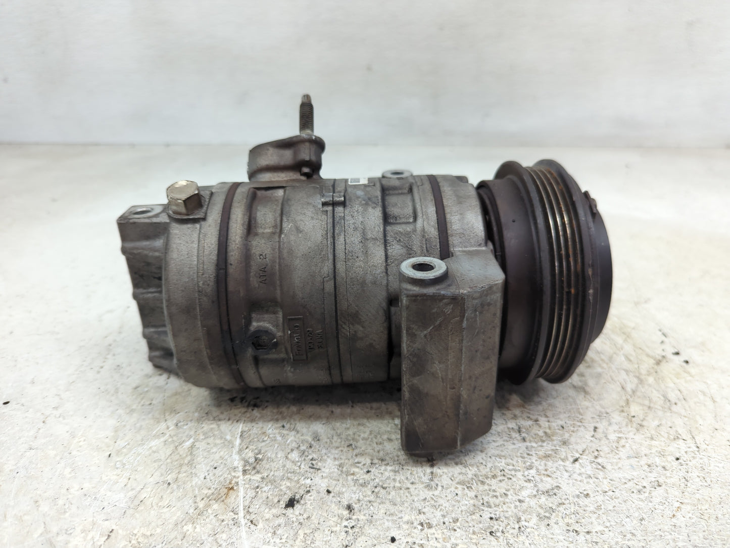 2015-2016 Ford Mustang Air Conditioning A/c Ac Compressor Oem - Oemusedautoparts1.com
