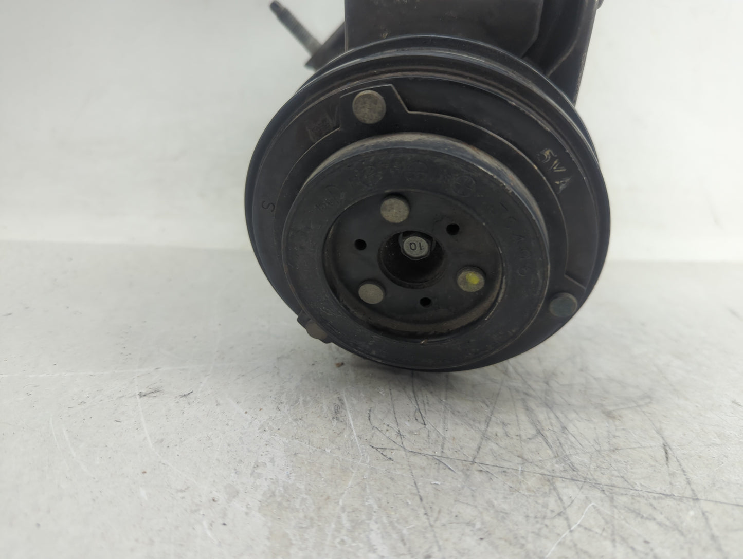 2015-2016 Ford Mustang Air Conditioning A/c Ac Compressor Oem - Oemusedautoparts1.com