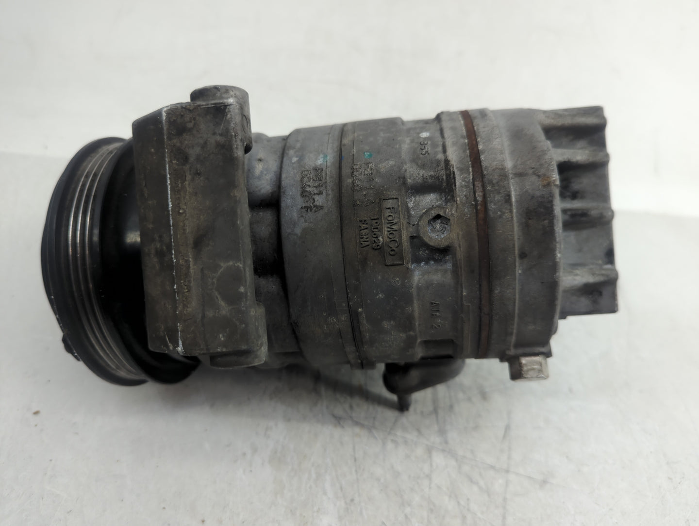 2015-2016 Ford Mustang Air Conditioning A/c Ac Compressor Oem - Oemusedautoparts1.com