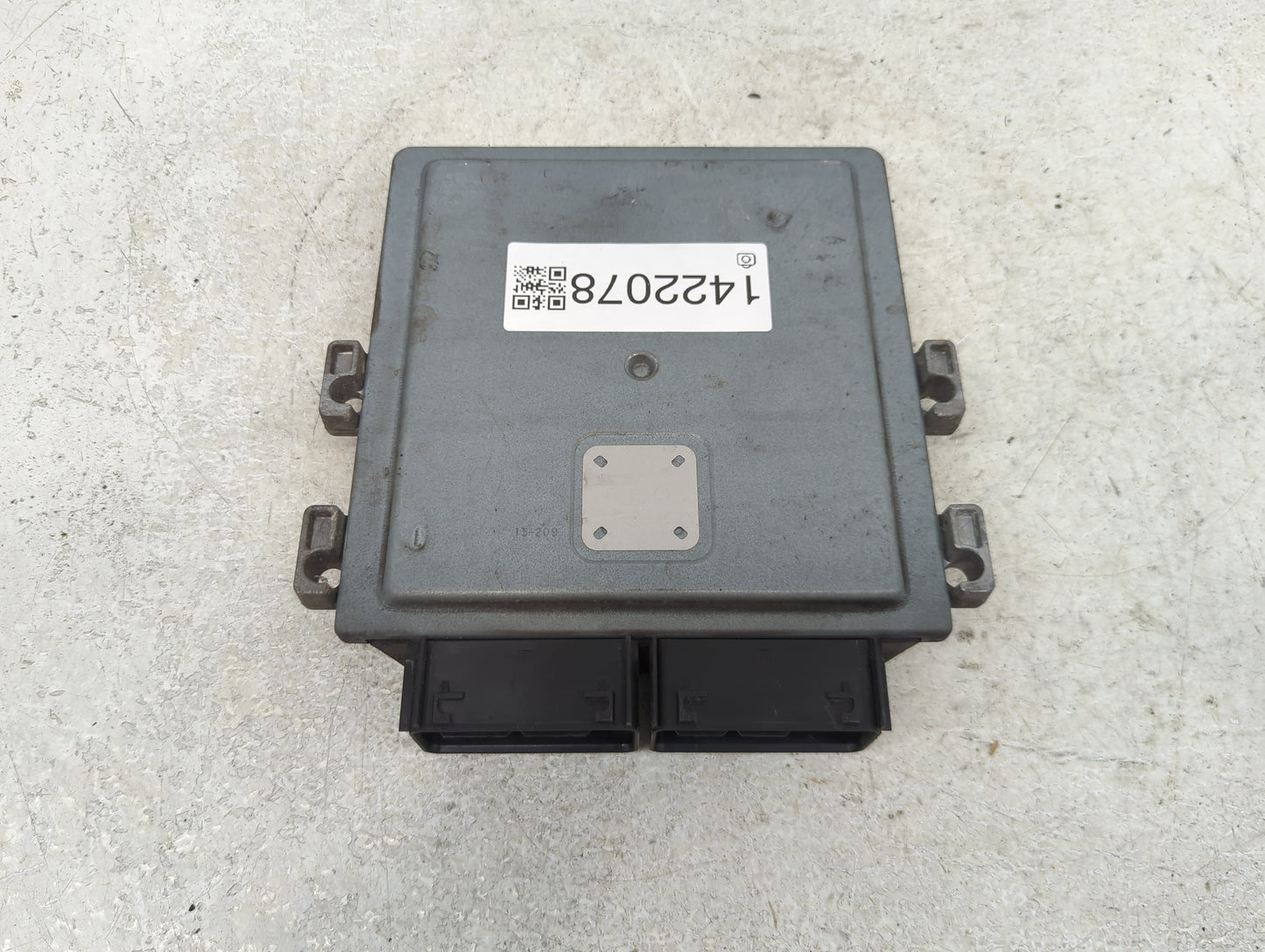 2015-2016 Ford Mustang PCM Engine Control Computer ECU ECM PCU OEM P/N:FL3A-12B684-BEB GR3A-12A650-BKB Fits OEM Used Auto Pa